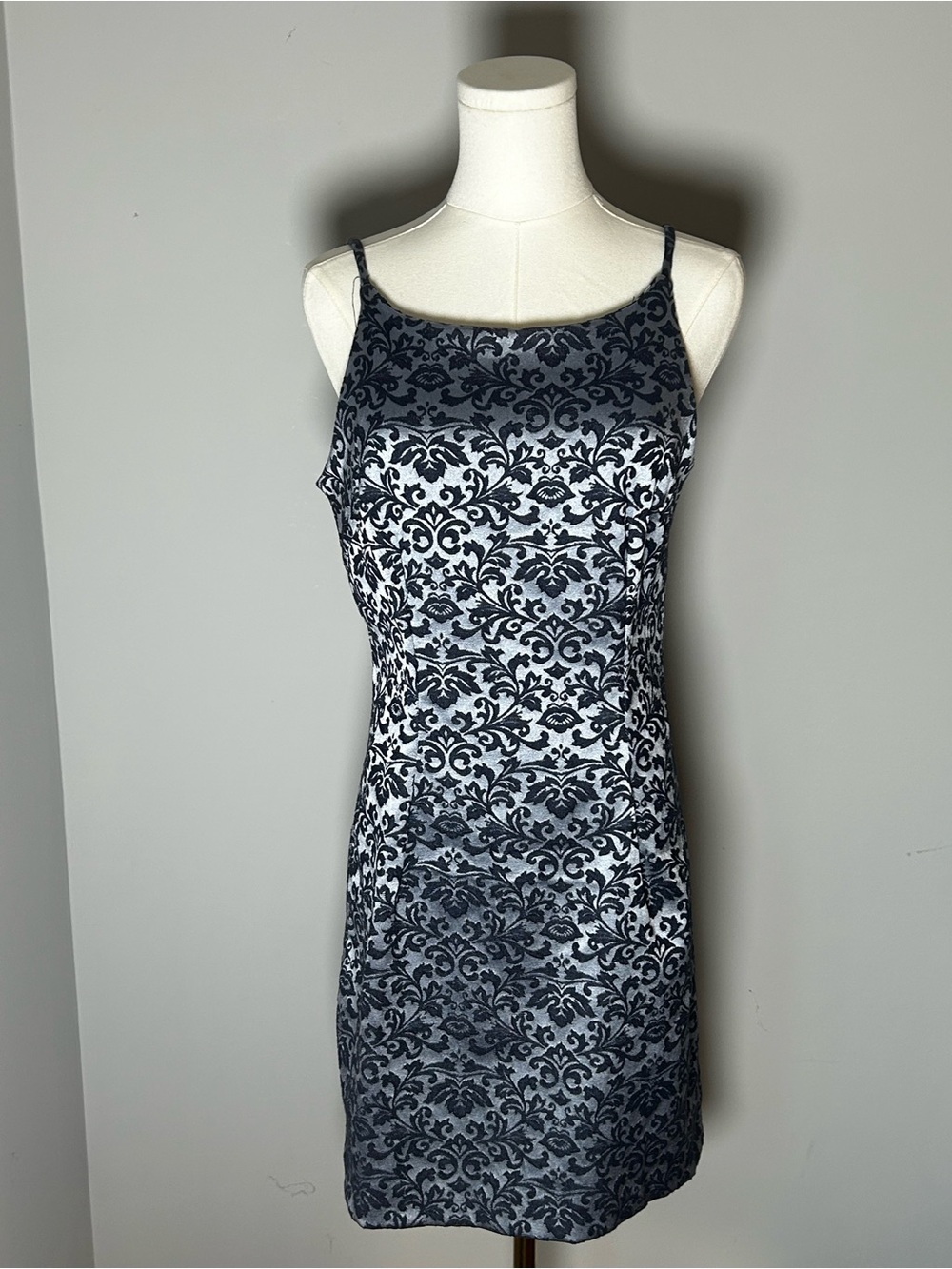 All that Jazz Vintage Silver Gray Floral Dress Mini HOCO Prom Dress Size 9